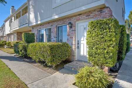 863 Del Mar Downs Rd #E Solana Beach, CA 92075