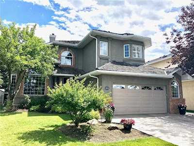 214 Mt Cascade Place SE Calgary, AB T2Z 2K4