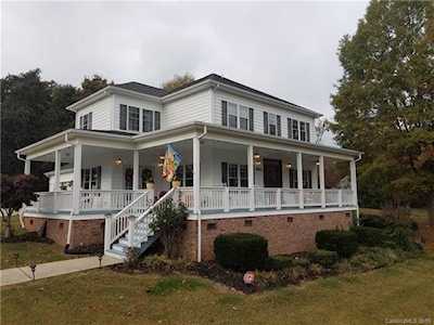 4913 Moonlite Bay Dr Sherrills Ford, NC 28673