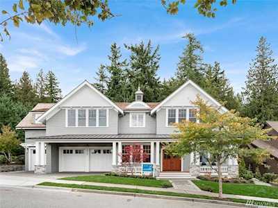 3065 NE Harrison Dr Issaquah, WA 98029