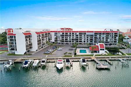 19111 Vista Bay Drive #609 Indian Shores, FL 33785