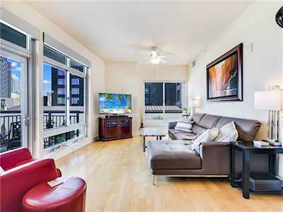 603 Davis St #703 Austin, TX 78701