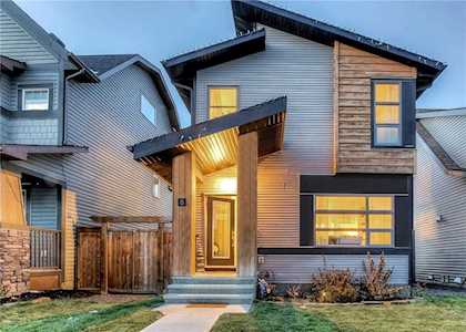 8 Copperpond Parade SE Calgary, AB T2V 1J3