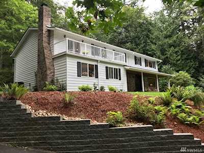 18127 W Spring Lake Drive SE Renton, WA 98058
