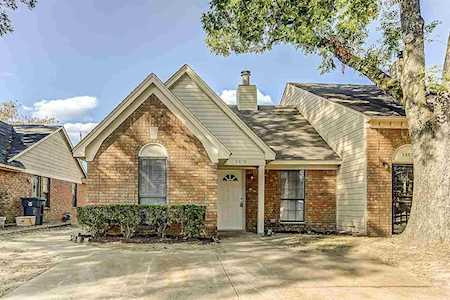 5878 Jardin Pl Memphis, TN 38141