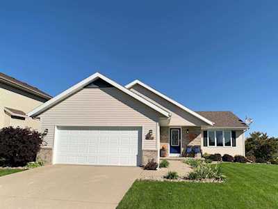 3016 Bull Run Sun Prairie, WI 53590