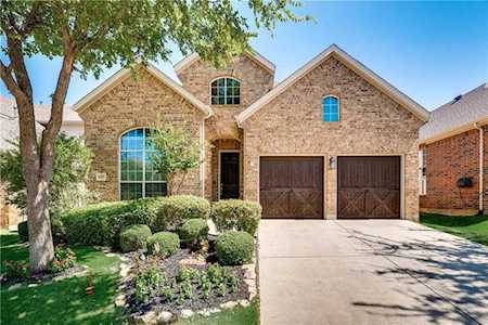 1217 Burnett Drive Lantana, TX 76226