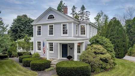 2 Radford Rd Princeton, MA 01541
