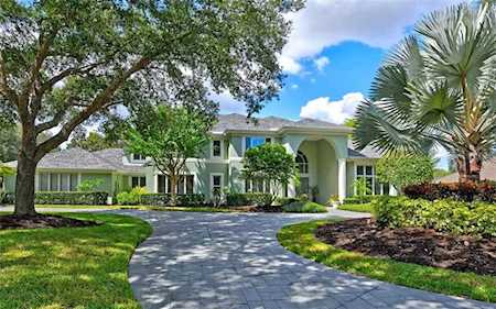 6808 Pinehurst Place Bradenton, FL 34202