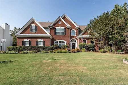 6833 Guinevere Dr Charlotte, NC 28277