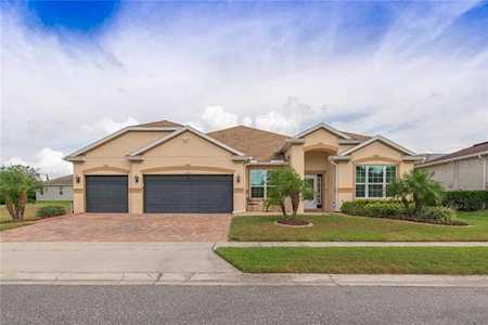 2325 Mountain Apple Way Apopka, FL 32712