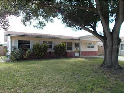 8436 79Th Avenue Largo, FL 33777