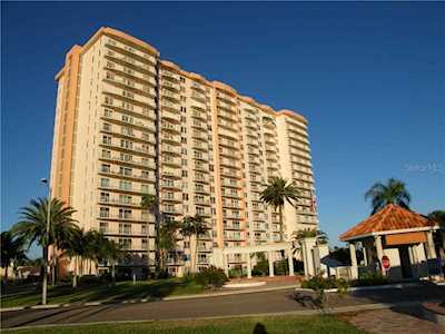 4900 S Brittany Drive #909 St Petersburg, FL 33715
