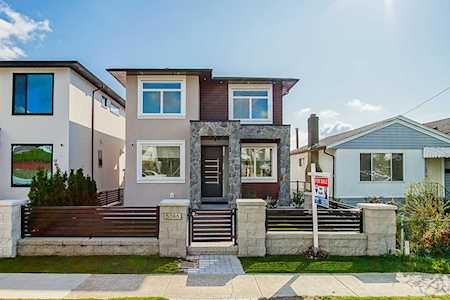 5386 Clinton Street Burnaby, BC V5J 2L6
