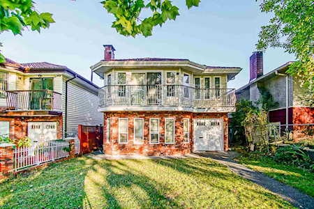 4778 Fleming Street Vancouver, BC V5N 3W6