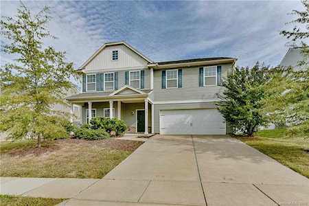2601 Impatien Dr Charlotte, NC 28215