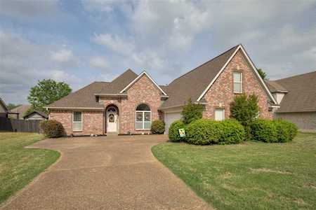 4525 Greencedar Ln Bartlett, TN 38135