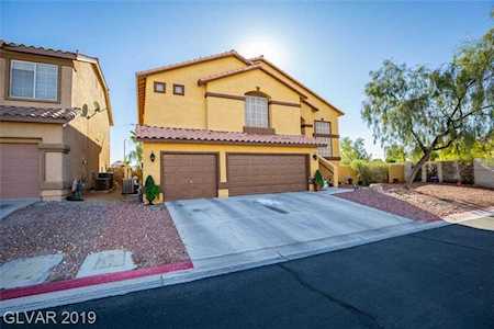 8200 Cantura Peak St Las Vegas, NV 89143