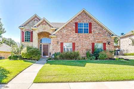 5720 Redgum Drive Fort Worth, TX 76244