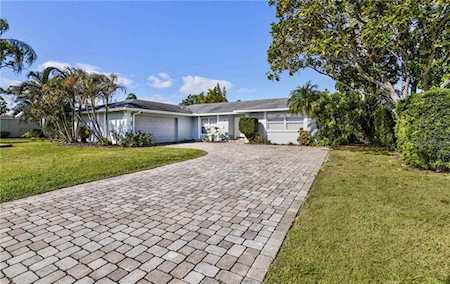 7058 Augusta Boulevard Seminole, FL 33777