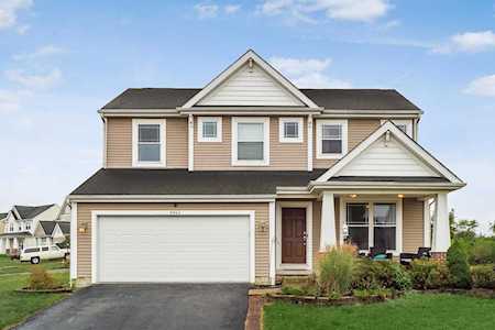 6843 John Drive Canal Winchester, OH 43110
