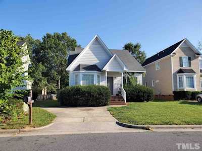 4413 Bartholomew Circle Raleigh, NC 27604