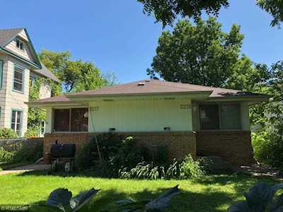 2217 25th Avenue S Minneapolis, MN 55406