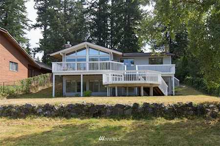 4147 Longfellow Place NW Bremerton, WA 98312
