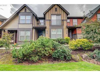 7097 NE Rocky Brook St Hillsboro, OR 97124