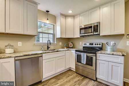 2130 Clearview Dr Owings, MD 20736