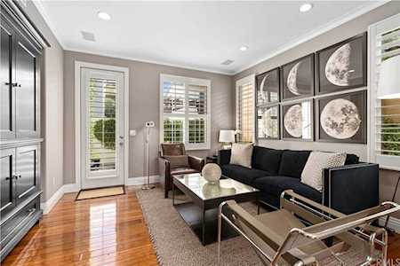 40 Bower Tree Irvine, CA 92603