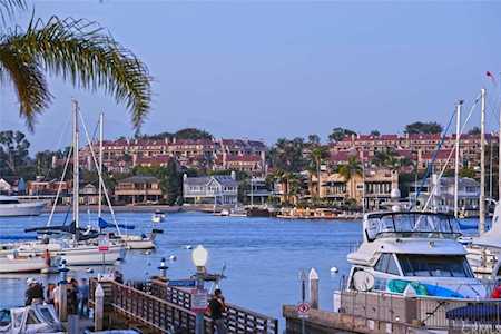 311 Fernando Street Newport Beach, CA 92661