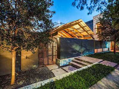 38 Vanguard Way Dallas, TX 75243
