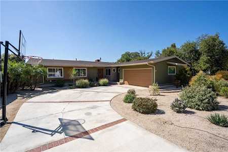 718 Dorothy Lane Fullerton, CA 92831