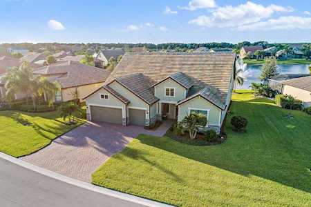 326 SE Huntington Circle Port Saint Lucie, FL 34984