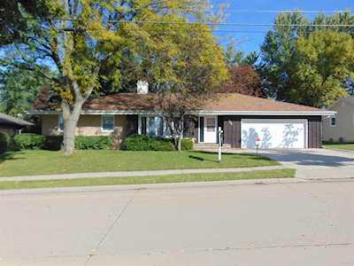 904 W Mckinley Ave Little Chute, WI 54140