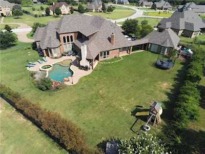 210 W Aurora Vista Trail Aurora, TX 76078