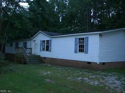 6477 Hickory Knoll Rd Gloucester, VA 23061