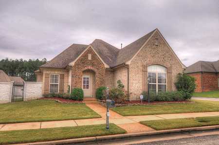 10379 Loblolly View Ln Lakeland, TN 38002
