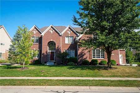 9928 Wading Crane Avenue Mccordsville, IN 46055