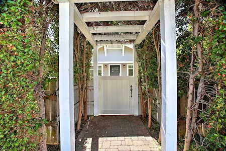 1935 Bath St Santa Barbara, CA 93101