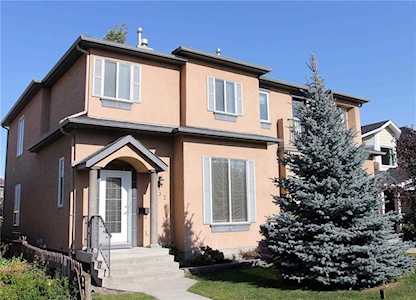 532 22 Avenue NW Calgary, AB t2m 1n6