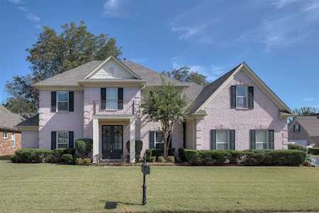 316 Chase Farm Ln Cordova, TN 38018