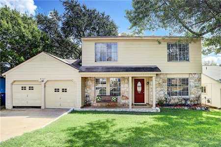 8567 Red Willow Dr Austin, TX 78736