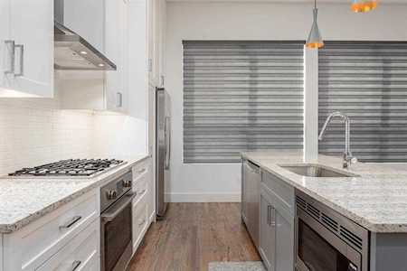 5912 Lindell Avenue #102 Dallas, TX 75206