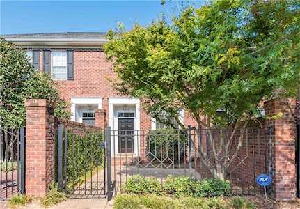 5934 Village Dr Concord, NC 28027