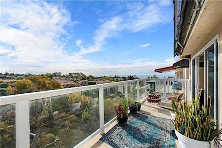 512 Hazel Drive Corona Del Mar, CA 92625