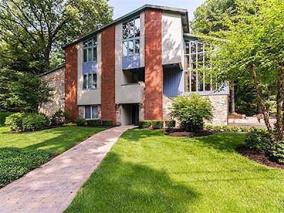 45 Ledge Road Waltham, MA 02452