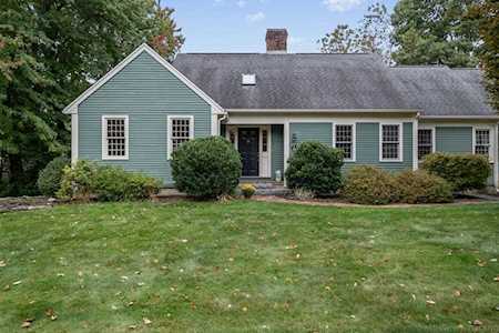 89 Kelleher St Marlborough, MA 01752