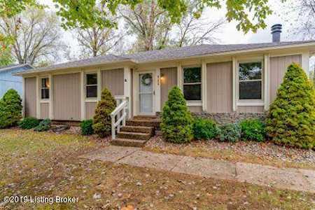 8209 Cortland Dr Louisville, KY 40228
